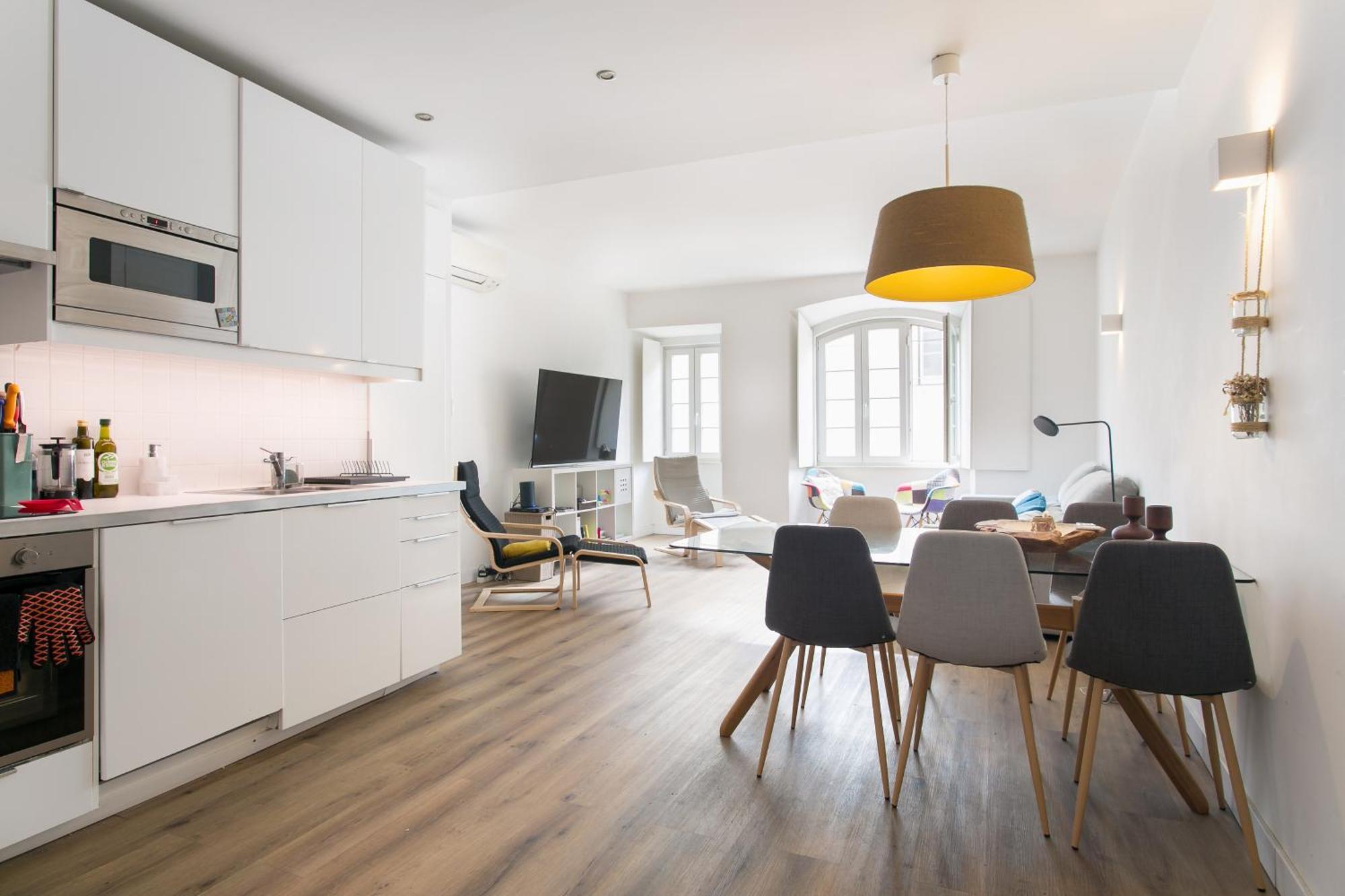 Cozy Apartment In Amazing Location! ลิสบอน ภายนอก รูปภาพ
