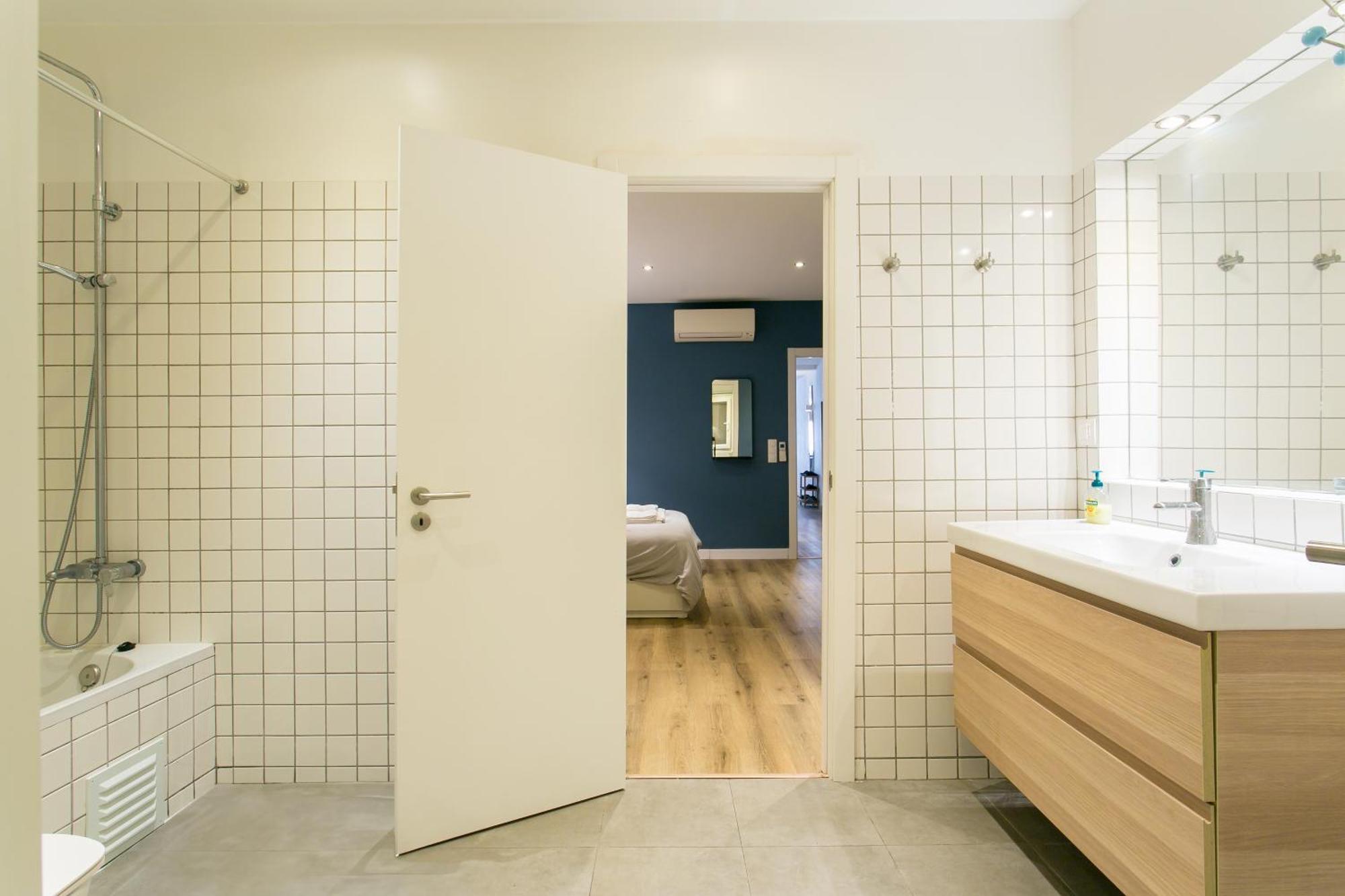 Cozy Apartment In Amazing Location! ลิสบอน ภายนอก รูปภาพ